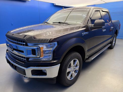 Used 2019 Ford F150 XLT w/ Equipment Group 302A Luxury AWD/4WD image 4
