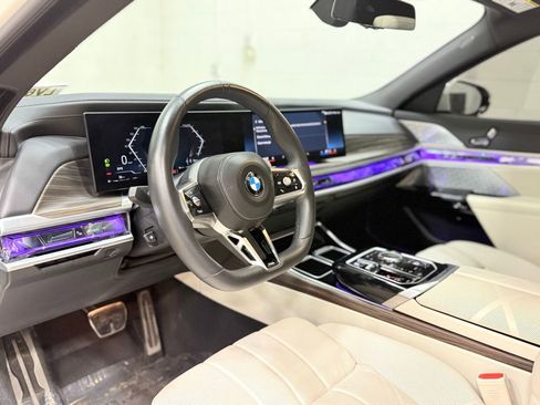 Used 2024 BMW 760i xDrive w/ Premium Package AWD/4WD image 46