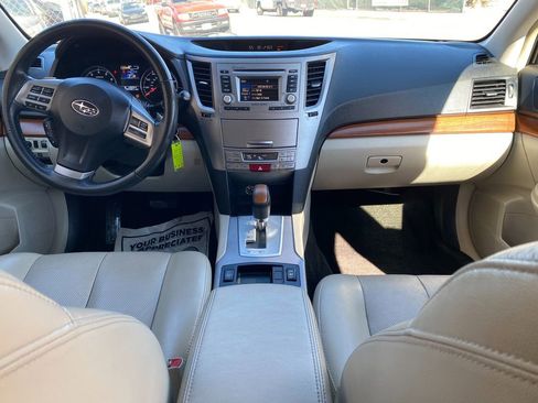 Used 2013 Subaru Outback 2.5i Limited image 18
