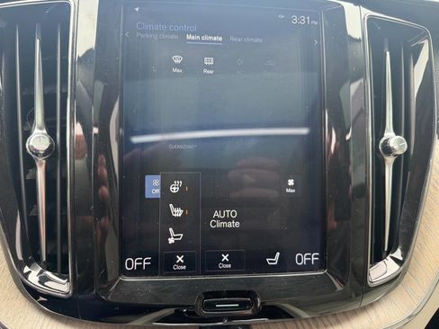 Used 2018 Volvo XC60 T6 Inscription w/ Luxury Seat Package image 20