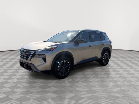 Certified 2025 Nissan Rogue SL w/ Tech Package AWD/4WD image 5