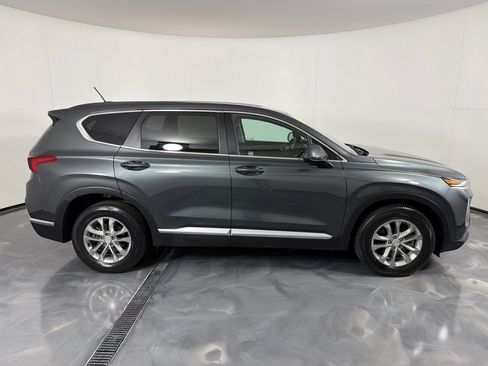 Used 2020 Hyundai Santa Fe SE w/ Cargo Package FWD image 4