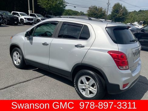 Used 2019 Chevrolet Trax LT w/ LT Convenience Package AWD/4WD image 36