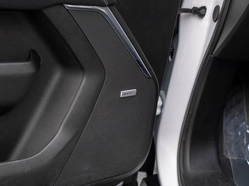 Used 2025 GMC Yukon Denali image 13