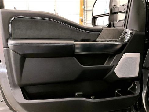 Certified 2025 Ford F350 Platinum AWD/4WD image 22