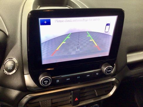 Used 2020 Ford EcoSport SE image 2