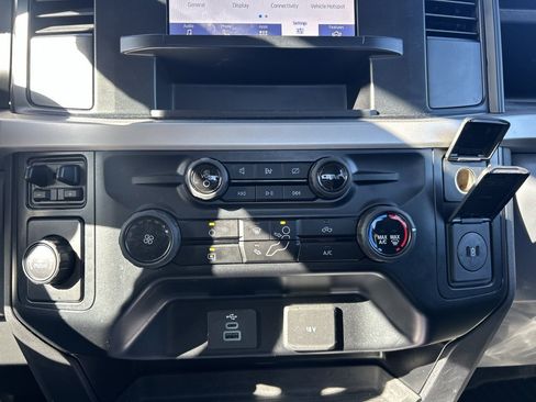 Used 2023 Ford F250 XL w/ XL Chrome Package image 21
