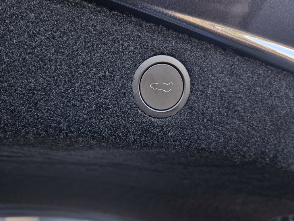 Used 2024 Tesla Model 3 Standard Range RWD image 26