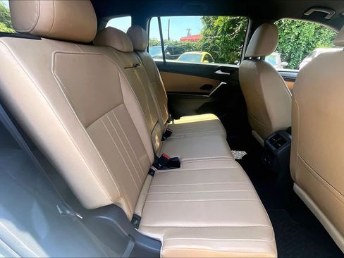 Used 2022 Volkswagen Tiguan SE FWD image 20