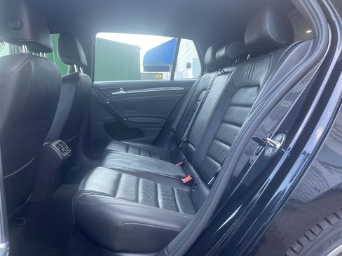 Used 2017 Volkswagen Golf R 4-Door AWD/4WD image 24