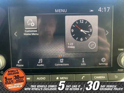 Used 2025 Nissan Rogue SV image 31