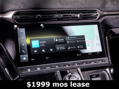 Used 2025 Aston Martin V8 Vantage Coupe image 28