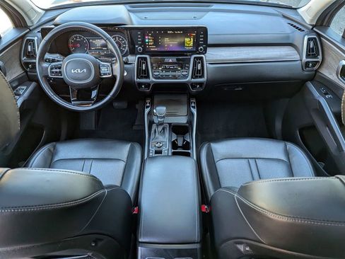 Certified 2023 Kia Sorento X-Line EX image 25