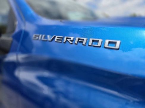 Used 2022 Chevrolet Silverado 1500 LT RWD image 33