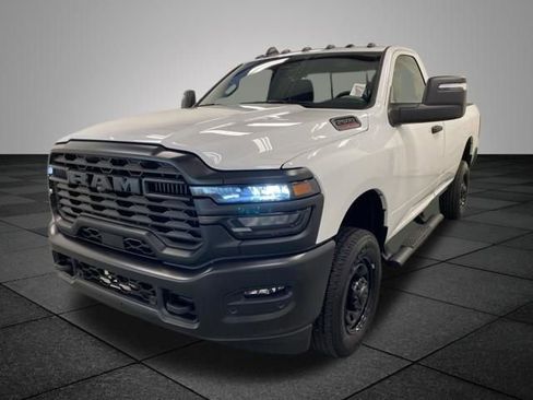 Used 2026 RAM 2500 Tradesman AWD/4WD image 3