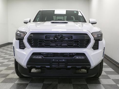 New 2026 Toyota Tacoma TRD Sport image 3