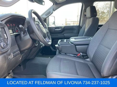 Certified 2024 Chevrolet Silverado 2500 Custom w/ Custom Value Package image 6