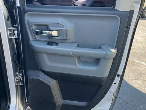 Used 2014 RAM 1500 Classic SLT RWD image 25