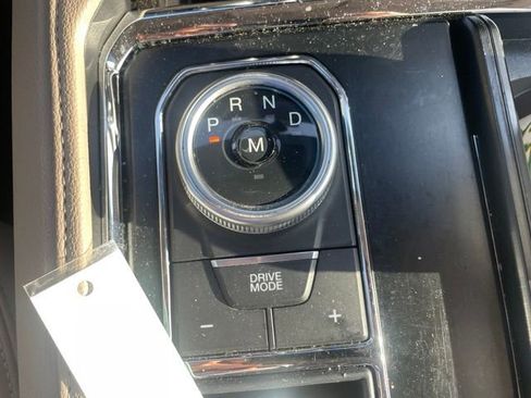 Used 2024 Ford Expedition XLT RWD image 36