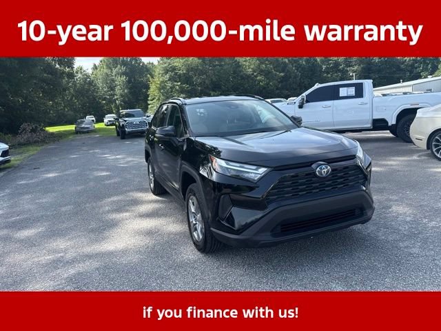 Used 2023 Toyota RAV4 LE AWD/4WD image 11