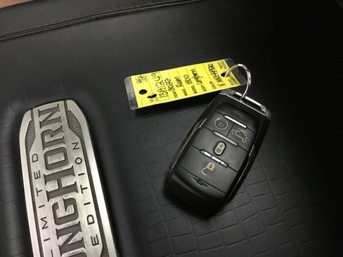 Used 2022 RAM 1500 Limited AWD/4WD image 29