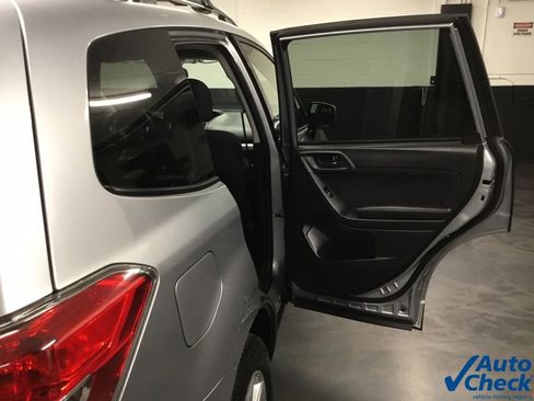 Used 2016 Subaru Forester 2.5i Premium w/ All-Weather Package AWD/4WD image 33