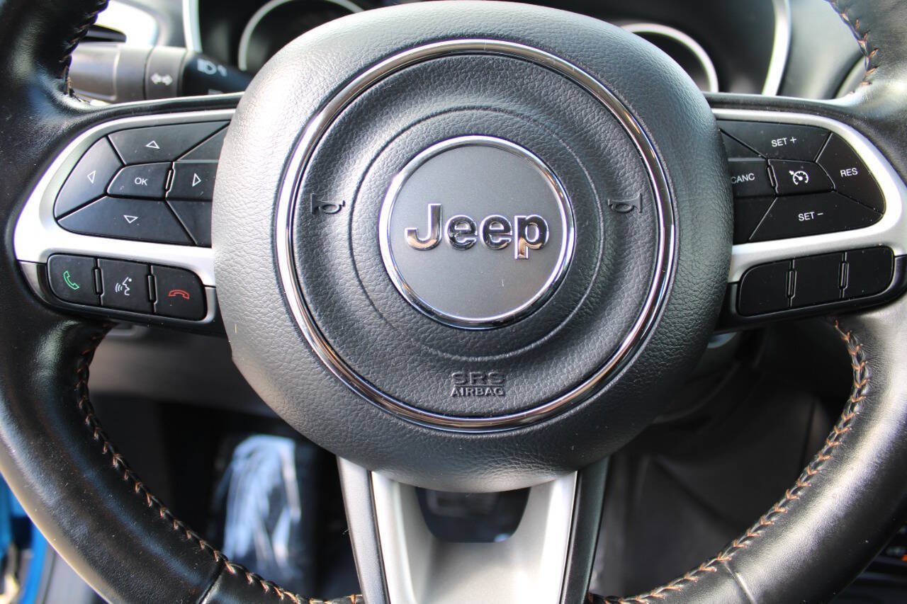 Used 2019 Jeep Compass Latitude AWD/4WD image 14