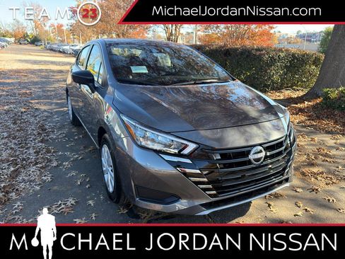 New 2025 Nissan Versa S image 1