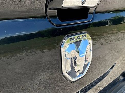 Used 2019 RAM 1500 Big Horn RWD image 26