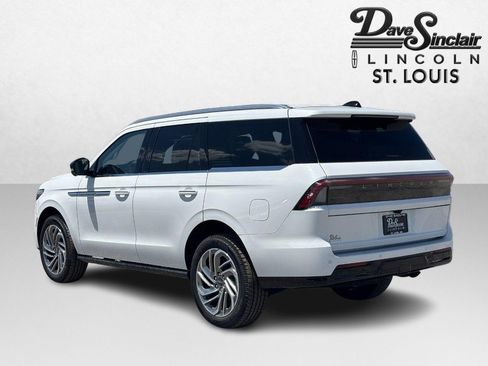 New 2026 Lincoln Navigator Reserve AWD/4WD image 7