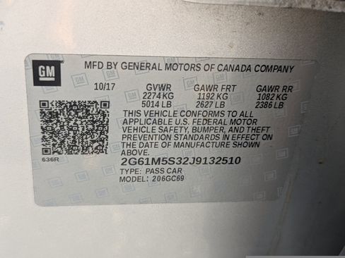 Used 2018 Cadillac XTS Luxury image 36