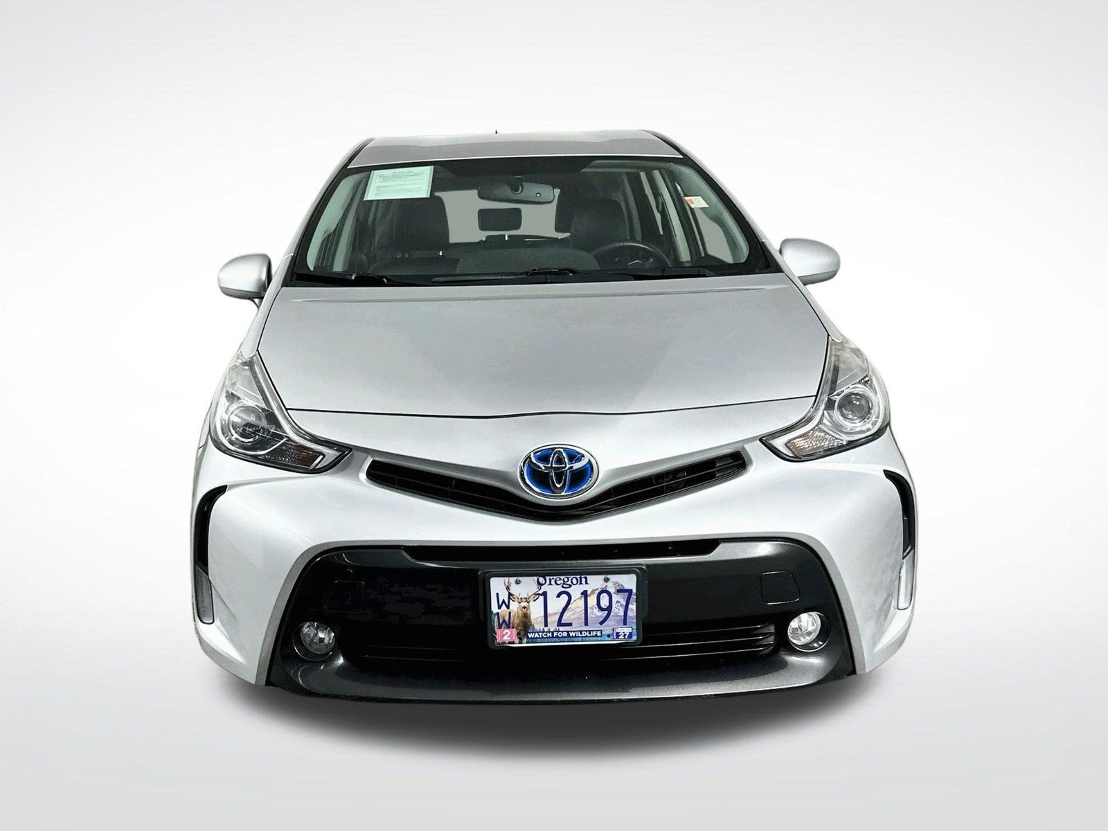 Used 2015 Toyota Prius V Five FWD image 2