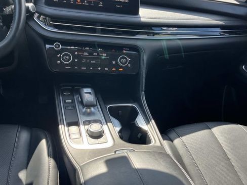 Used 2024 INFINITI QX60 Sensory AWD/4WD image 18