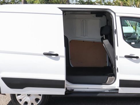 Used 2022 Ford Transit Connect XL FWD image 11