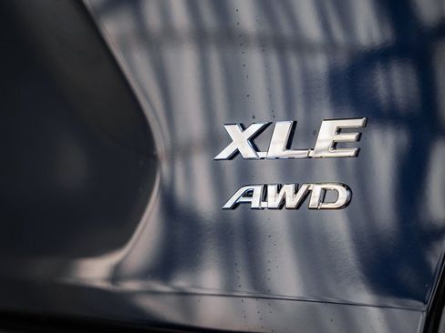 New 2025 Toyota RAV4 XLE Premium image 7