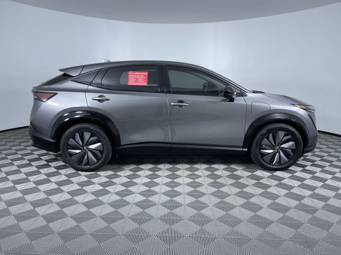 Certified 2024 Nissan Ariya AWD image 10