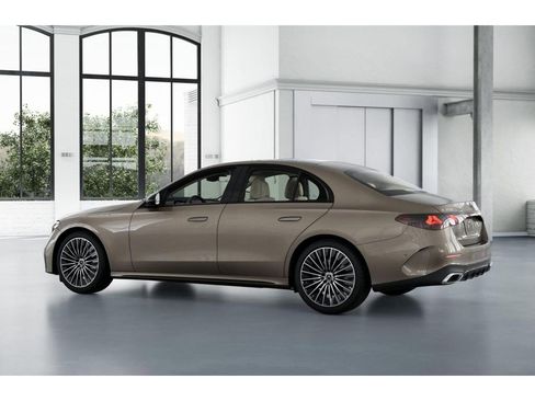 New 2026 Mercedes-Benz E 350 4MATIC Sedan image 31