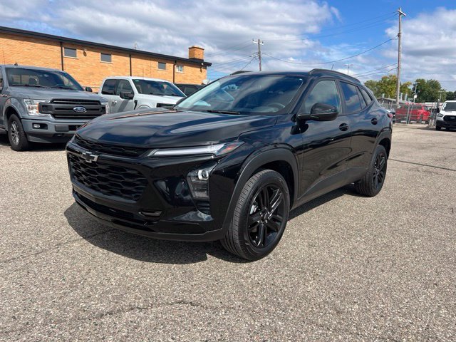 Used 2025 Chevrolet Trax ACTIV w/ Driver Confidence Package FWD image 27