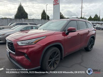Used 2021 Toyota Highlander Platinum