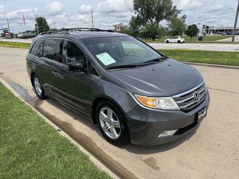 Used 2011 Honda Odyssey Touring image 7