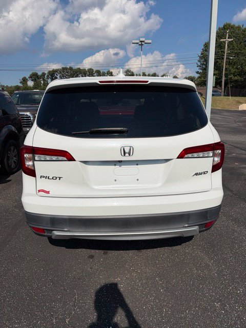 Used 2021 Honda Pilot EX image 2