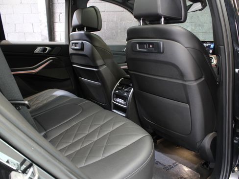 Used 2023 BMW X5 M50i w/ Climate Comfort Package image 43