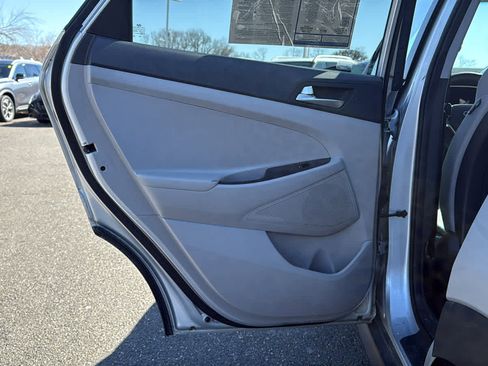 Used 2019 Hyundai Tucson Value image 24