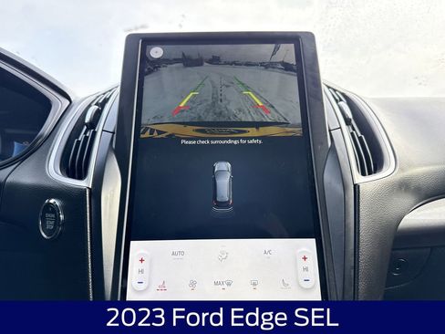 Used 2023 Ford Edge SEL image 22