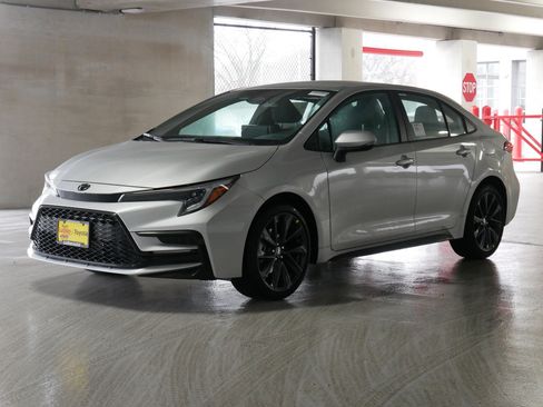 New 2026 Toyota Corolla SE image 4