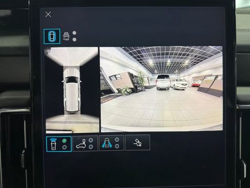 Certified 2025 GMC Yukon XL Denali image 22