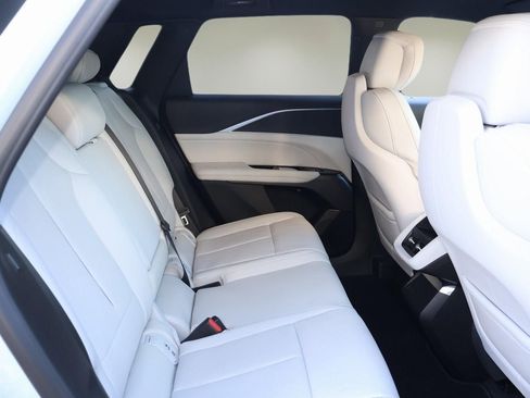 New 2026 Cadillac Lyriq Sport image 18