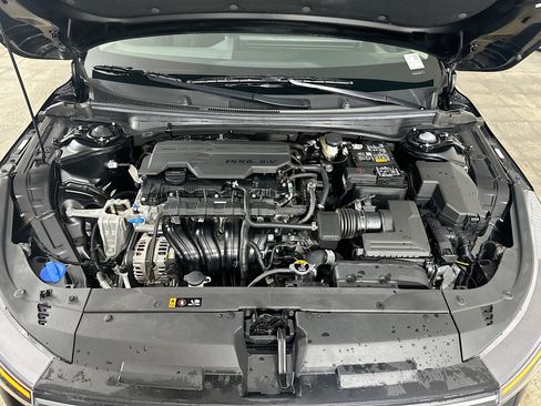 Used 2025 Kia K4 FWD image 31