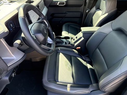 New 2025 Ford Bronco Outer Banks image 21