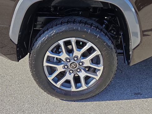 Used 2022 Toyota Tundra 1794 Edition image 7
